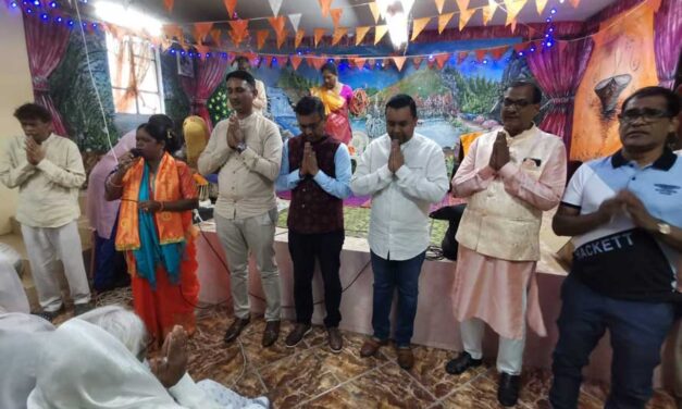Matri aur Pitri Diwas at Poste De Flacq Arya Samaj